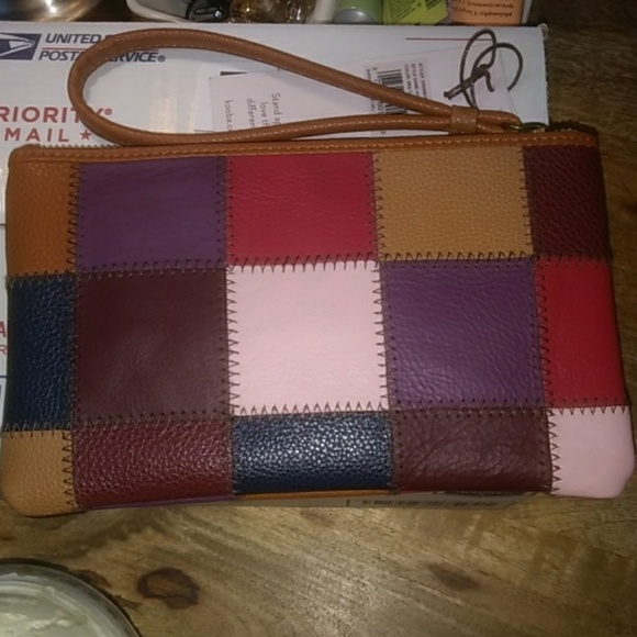 Kooba patch wristlet - Picture 6 of 6